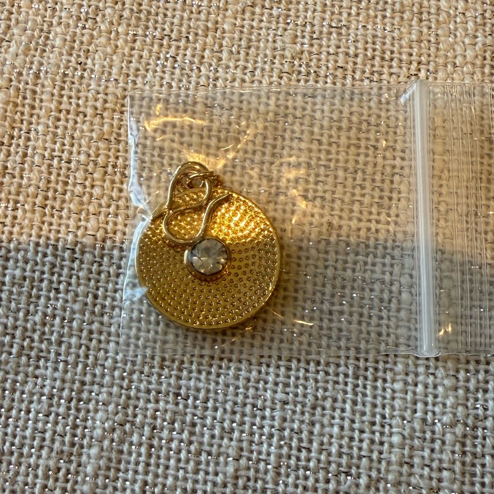 EFFY CHARM NWOT